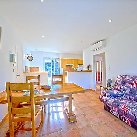 Orasi, Sartene, Dans Climatisee Confort * Sartène