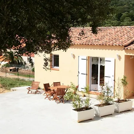 בית נופש Orasi, Sartene, Dans Climatisee Confort *