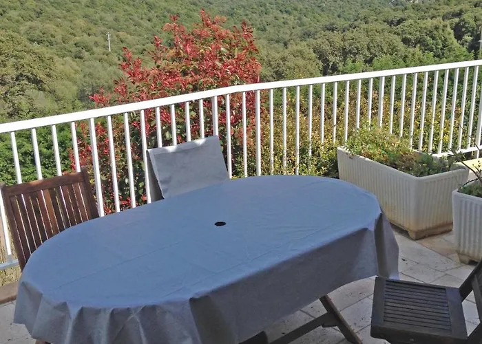 Orasi, Sartene, Dans Climatisée Confort *